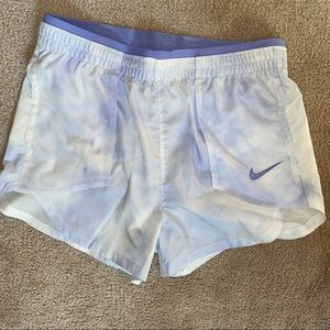 Nike Tempo Luxe Icon Clash shorts
